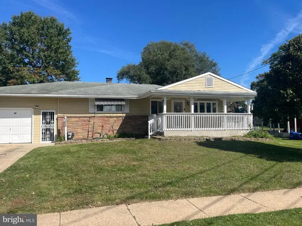 35 Langdon Rd, BURLINGTON