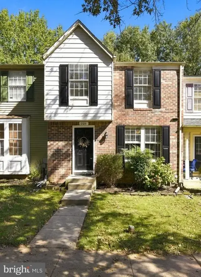 204 Lodgecliff Ct, Abingdon
