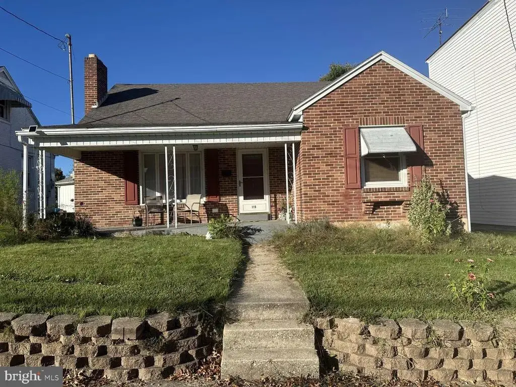 115 W Maple St, DALLASTOWN