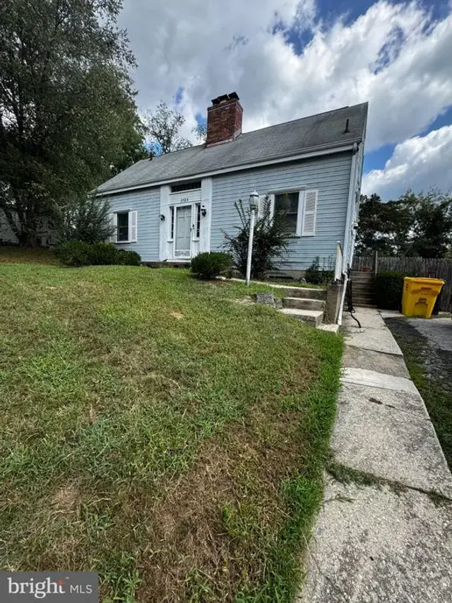 3723 8th Ave, Edgewater
