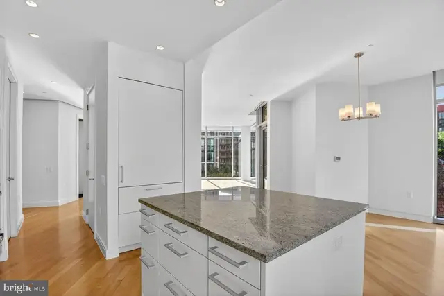 1177 22nd St Nw #4k, Washington