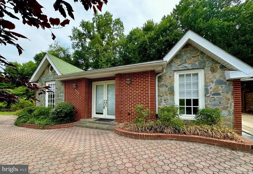 6312 Old Dominion Dr, MCLEAN