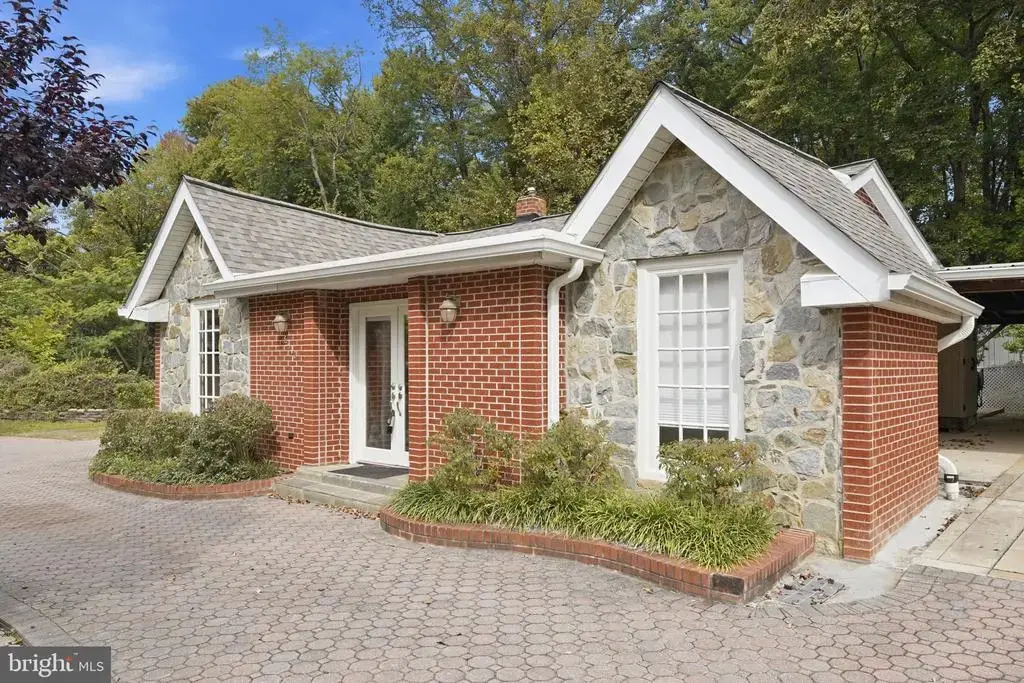 6312 Old Dominion Dr, MCLEAN
