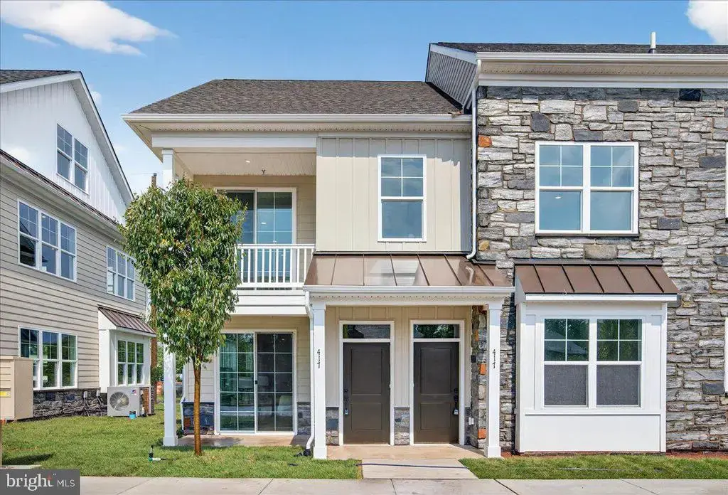 403 Isabelle Ct #201, HARLEYSVILLE