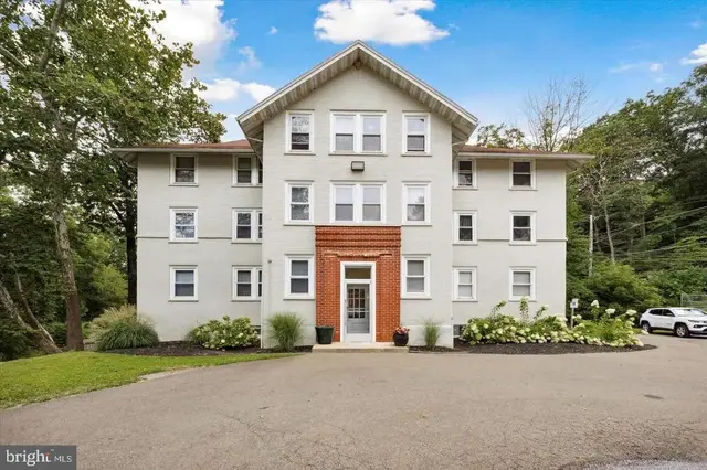 3 S Brandywine Ave #2nd Floor Unit 4, Modena
