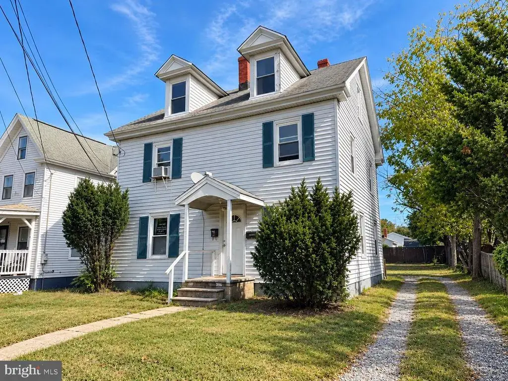 623 S 2nd St, MILLVILLE