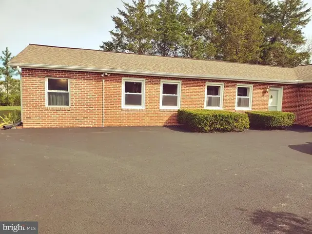 27898 Old Village Rd, Mechanicsville