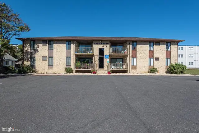 210 Trimper Ave #7, Ocean City