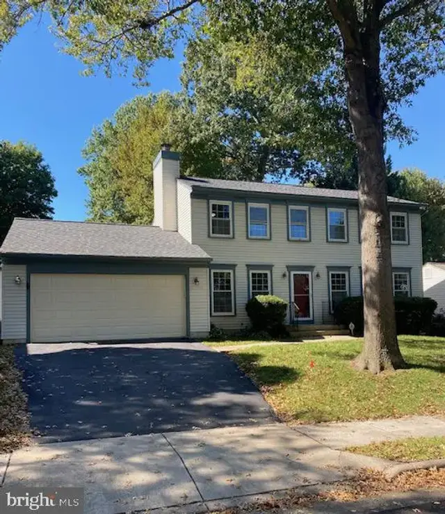 10614 John Ayres Dr, Fairfax