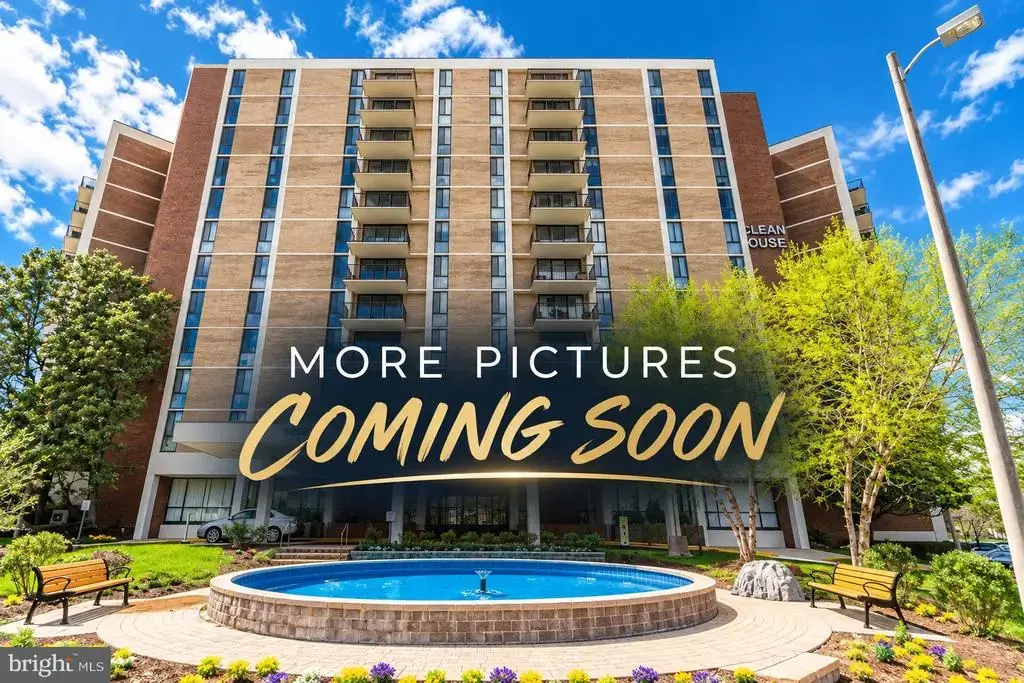 6800 Fleetwood Rd #408, MCLEAN