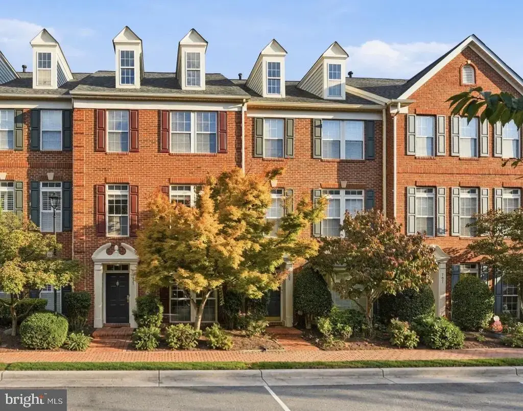 711 Scarburgh Way, ALEXANDRIA