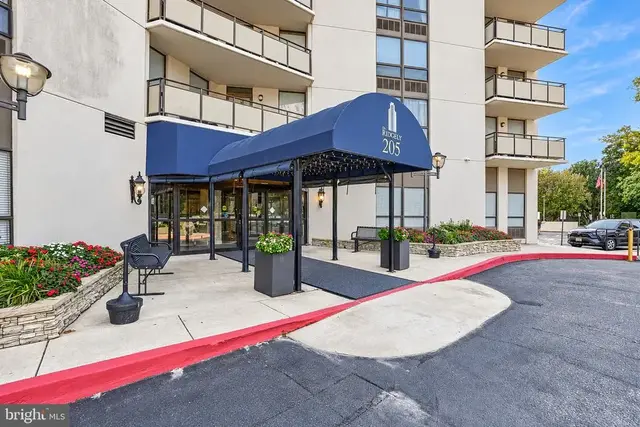 205 E Joppa Rd E #2506, Towson