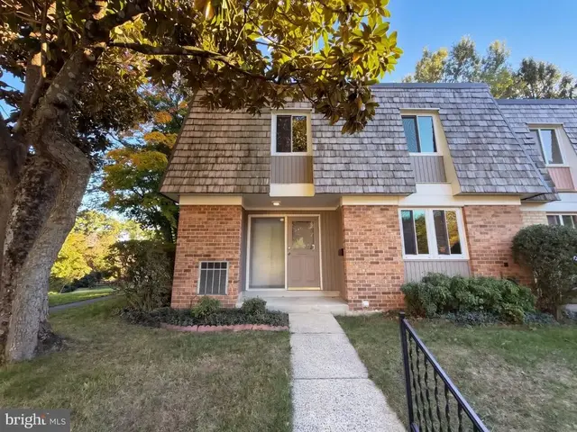 19109 Capehart Dr, Montgomery Village