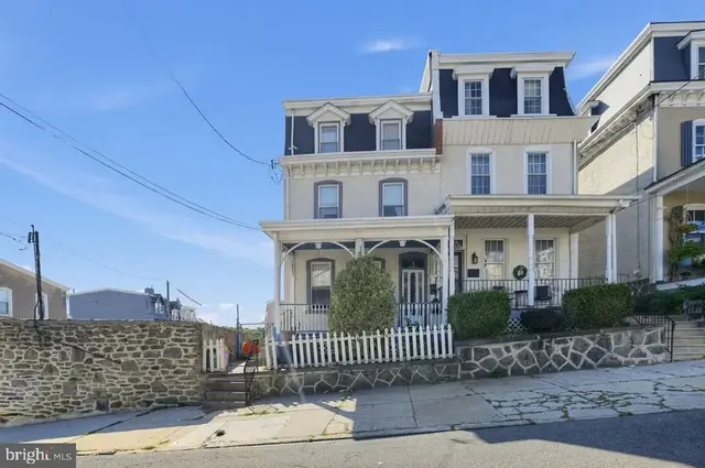 4118 Manayunk Ave, Philadelphia