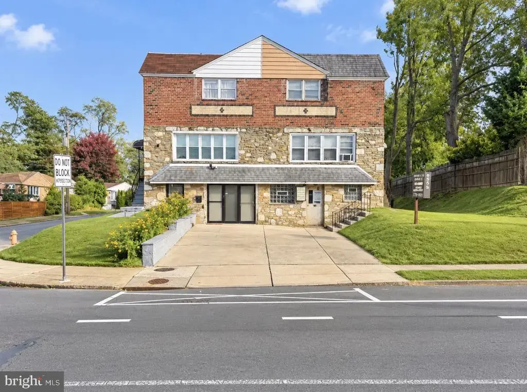 8597 Bustleton Ave, PHILADELPHIA