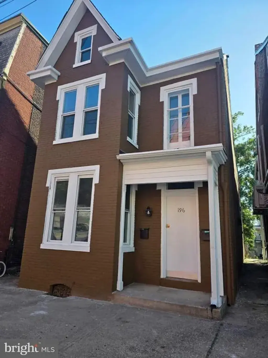 196 S 2nd St S, STEELTON