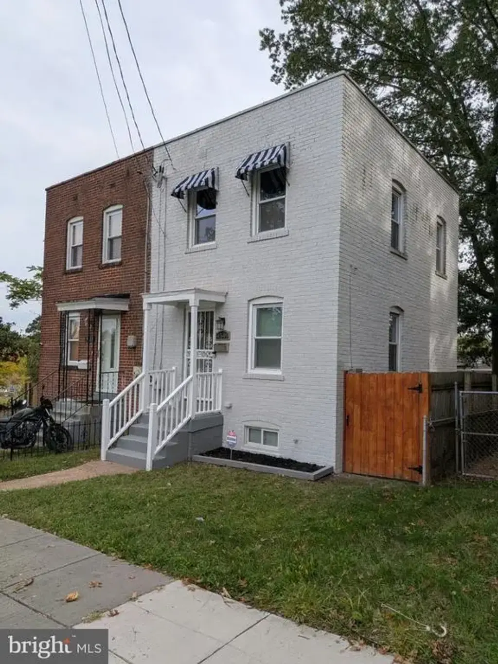 4549 Eads Ne, WASHINGTON