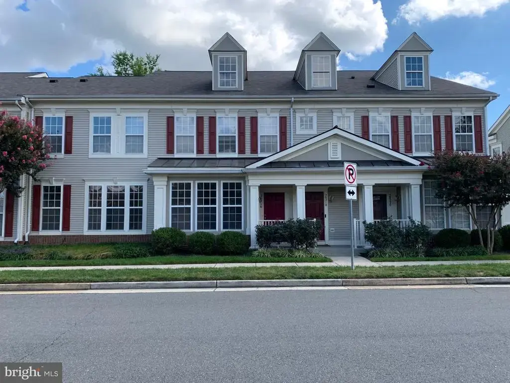 20216 Nightwatch St, ASHBURN