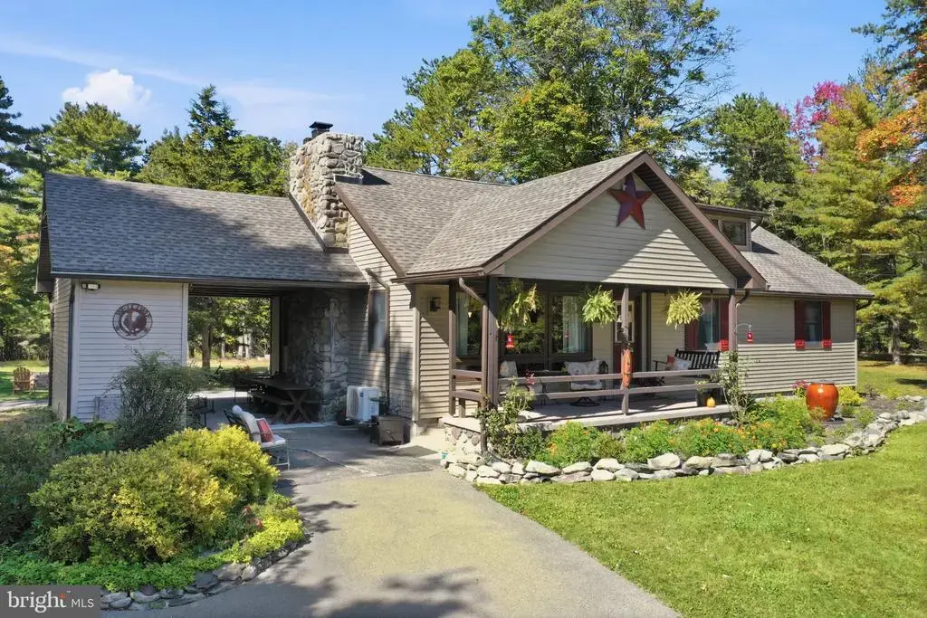 1437 Twin Pine Rd, STROUDSBURG