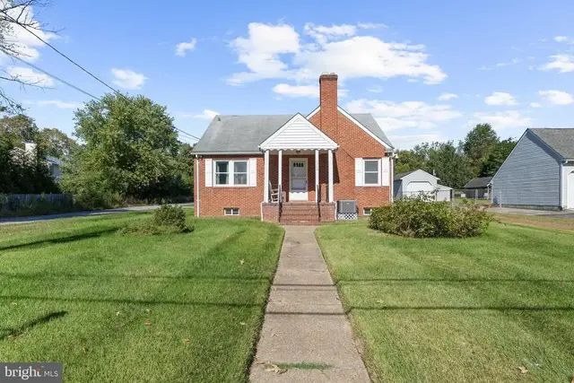 1242 Delmont Rd, Severn
