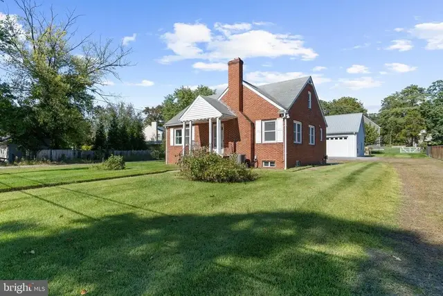 1242 Delmont Rd, Severn