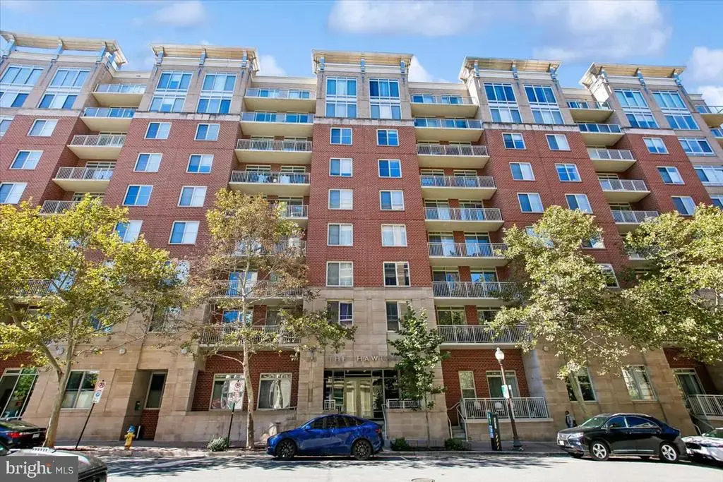 820 N Pollard St #612, ARLINGTON