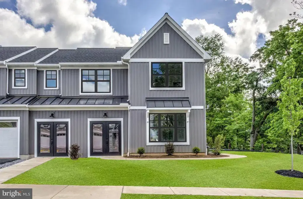 102 Village Drive, MILLERSVILLE