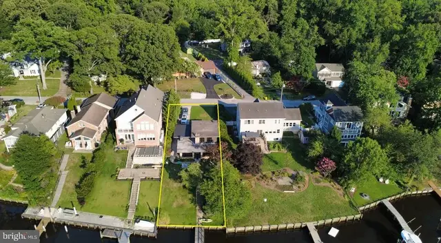 744 Oak Grove Cir, Severna Park