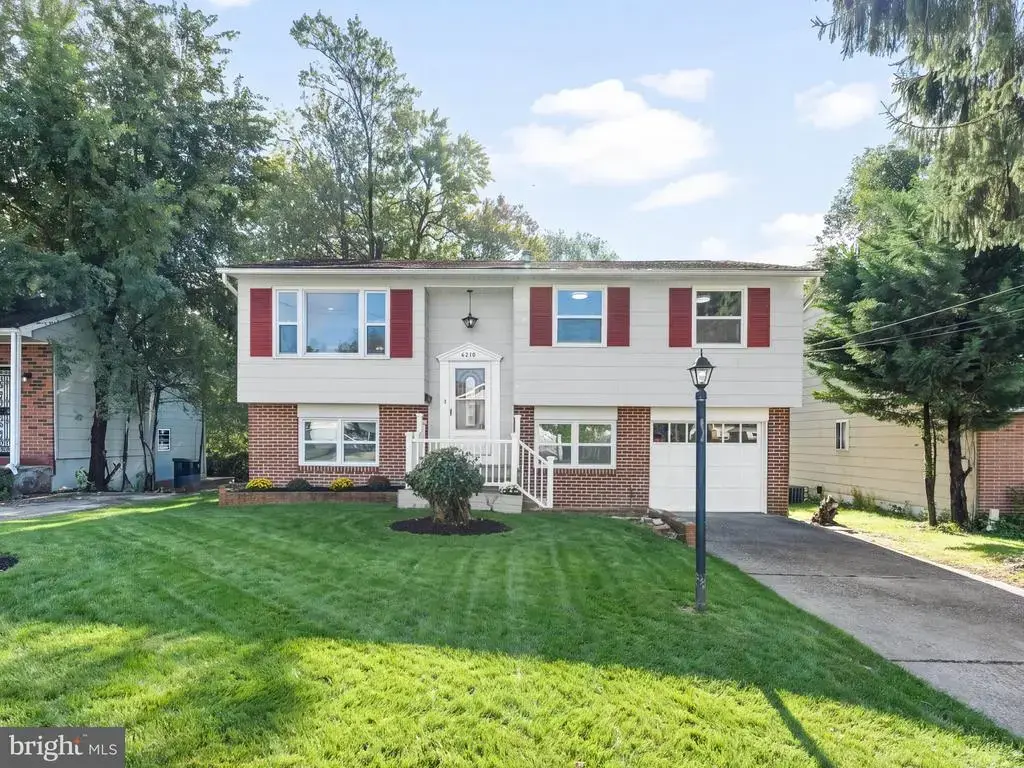 6210 Russel, PENNSAUKEN