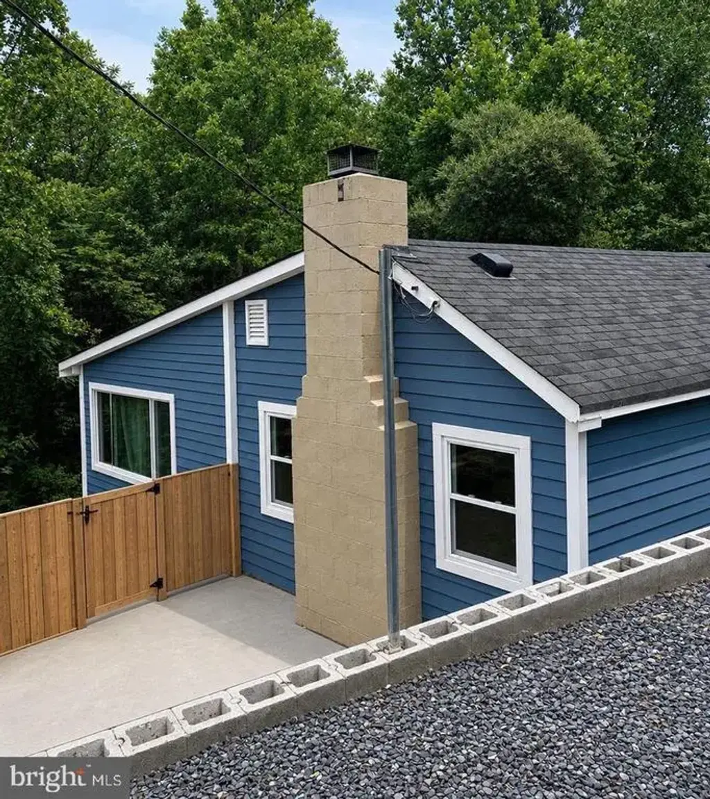 115 Overall Rd, BENTONVILLE