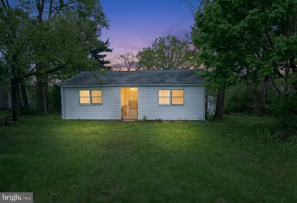 2465 Pennington Rd, PENNINGTON
