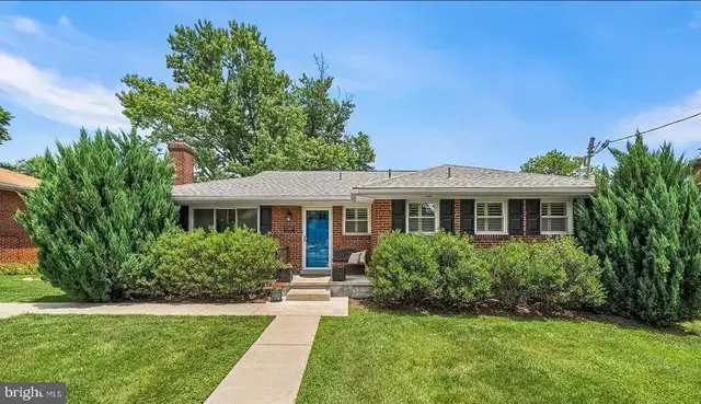 2305 Peggy Ln, Silver Spring