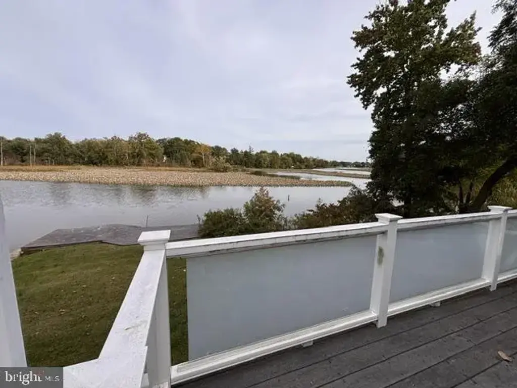 3183 Woodland Ln, ALEXANDRIA