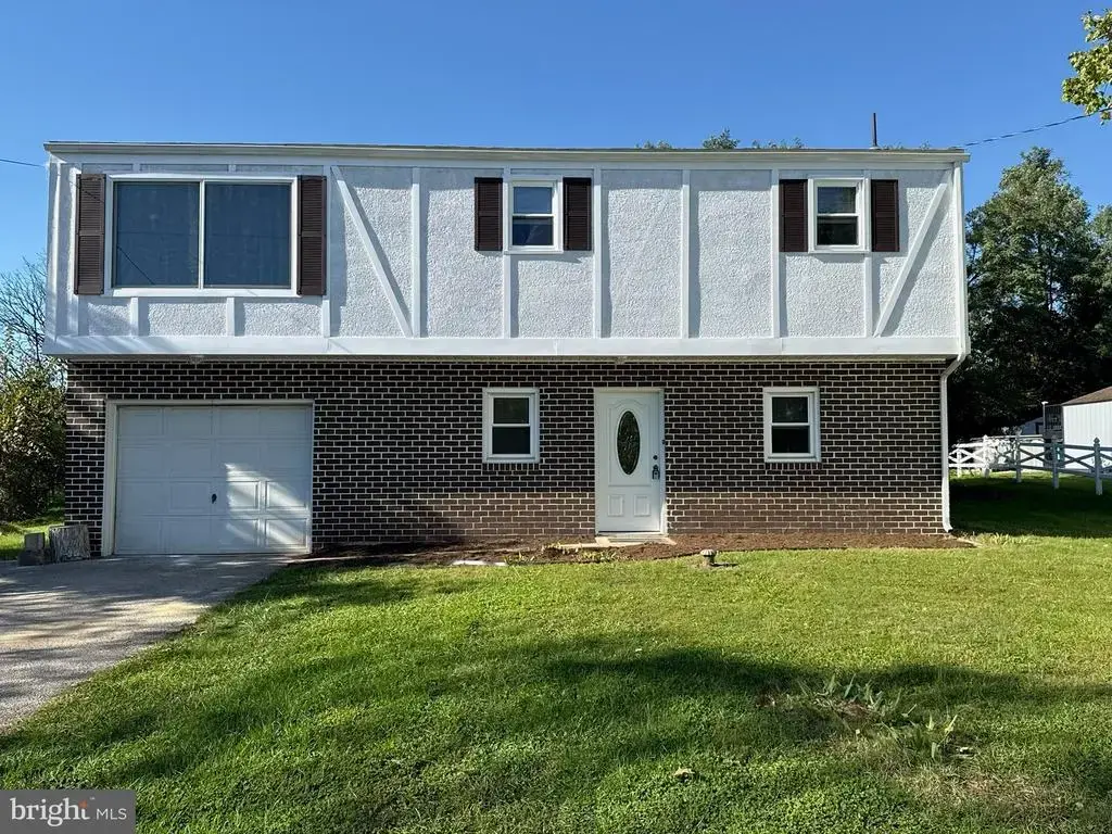 3421 Emig School Rd, DOVER