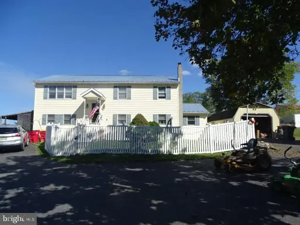 1541 Mcclures Gap Rd, CARLISLE