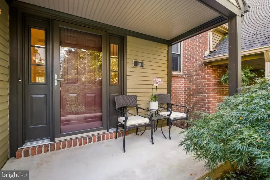 1111 Galway Ct, HUMMELSTOWN