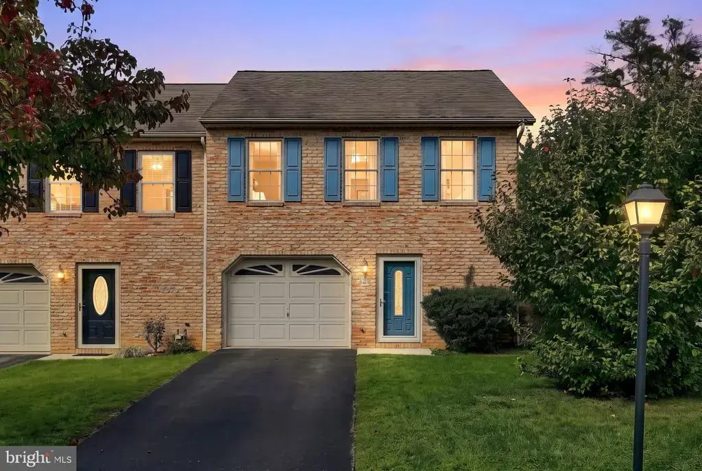 655 Hartman Ave, HANOVER