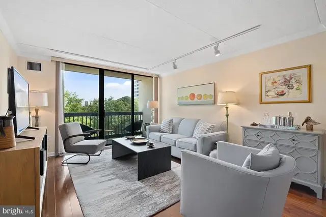 6300 Stevenson Ave #624, Alexandria