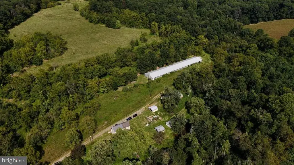 7046 Blue Hill Rd, GLENVILLE