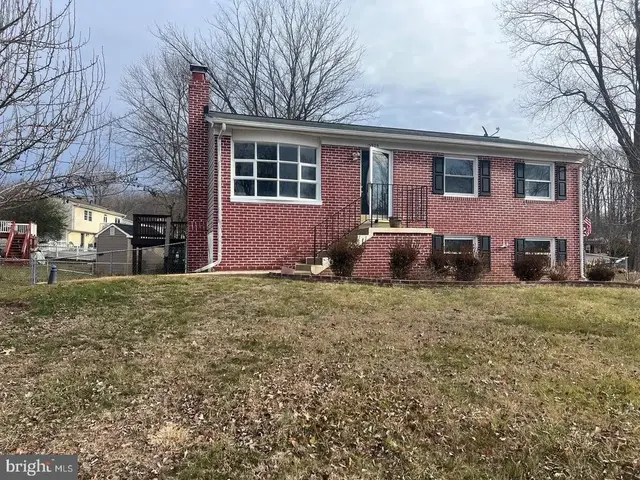 13909 Mattapony Dr, Woodbridge