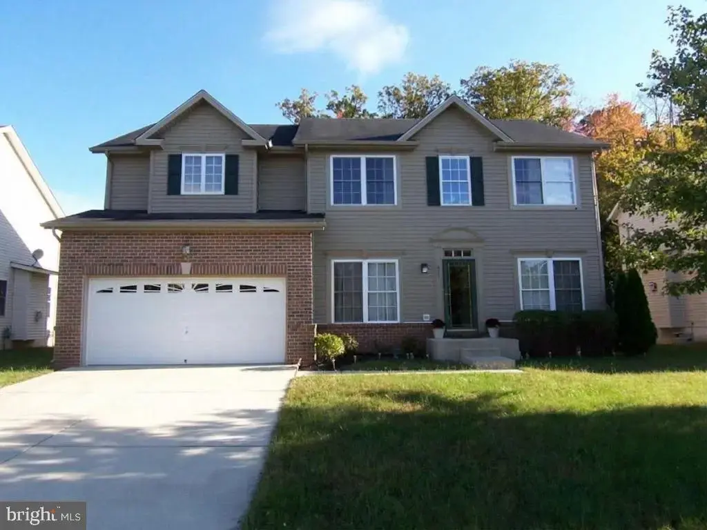 327 Ahern Dr, EDGEWOOD