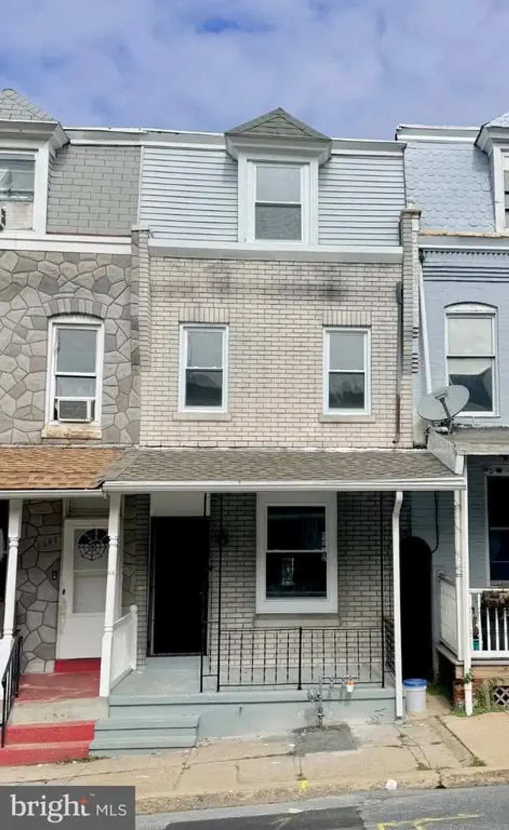 1649 Cotton St, READING