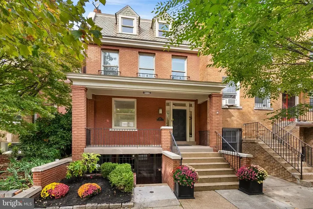 224 C St Ne, WASHINGTON