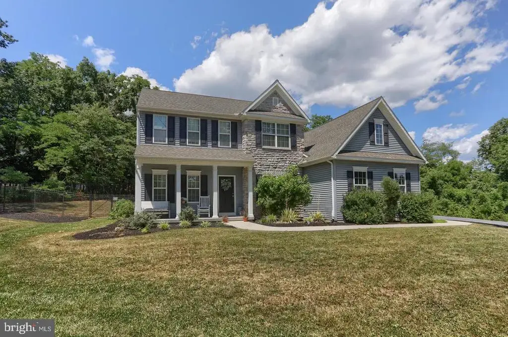 2805 Ionoff Rd, HARRISBURG