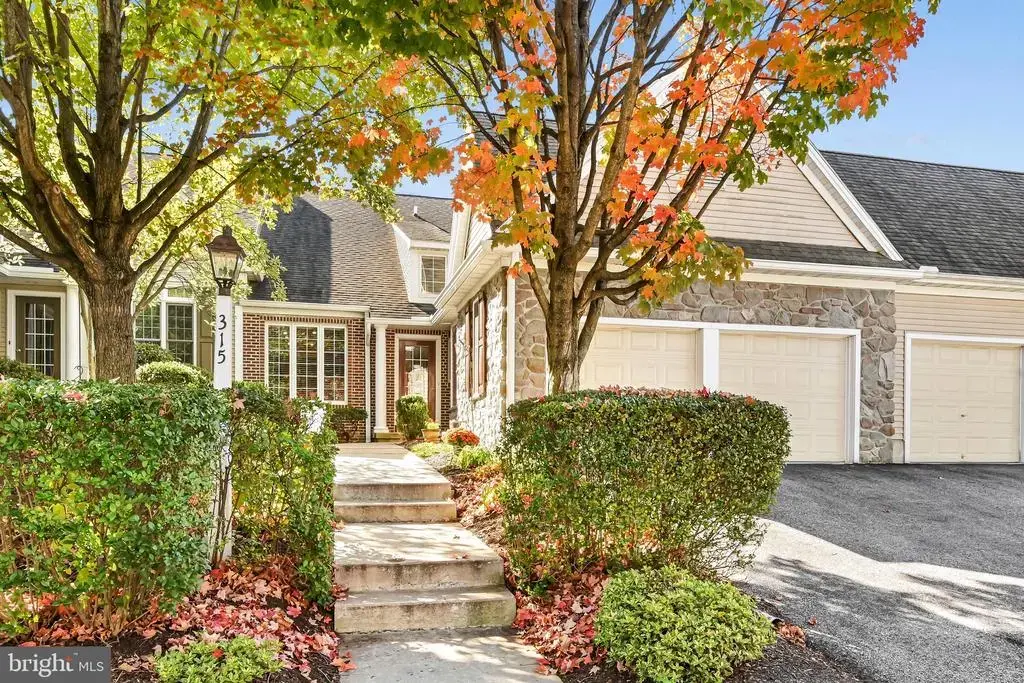 315 Great Lawn Cir, LANCASTER