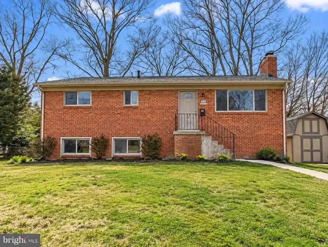 6020 Trailside Dr, Springfield