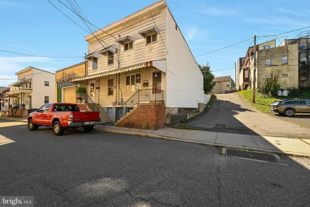 231 Lewis St, MINERSVILLE