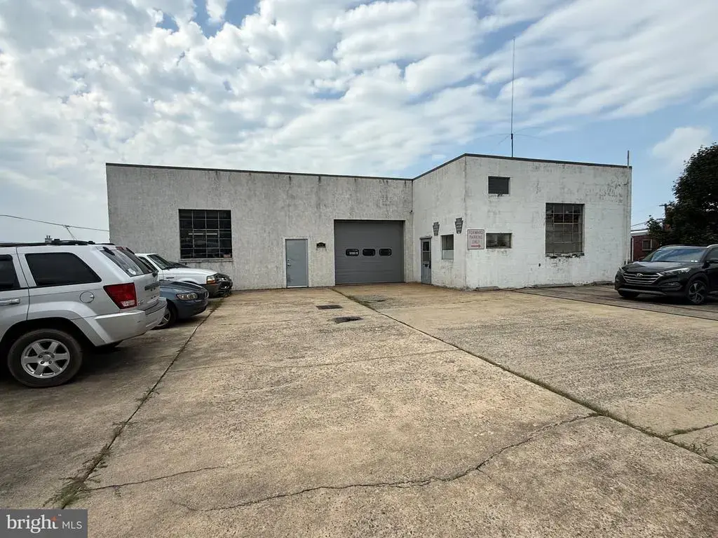 1036 N 13th St, READING