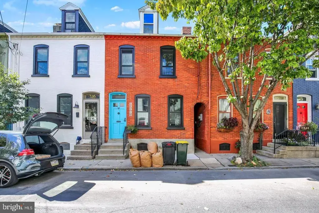 328 Lancaster Ave, LANCASTER