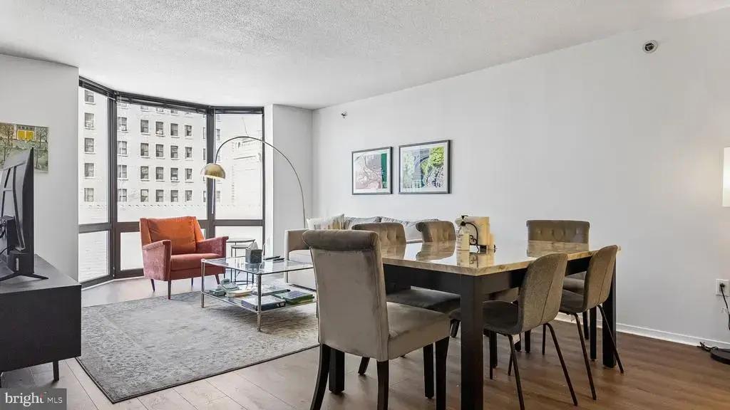 2018-32 Walnut St #9k, PHILADELPHIA
